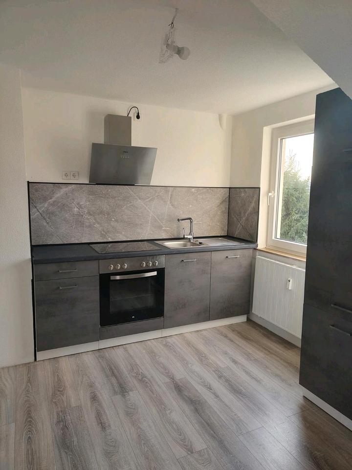 Thumbnail-Geräumige und gepflegte Dachgeschoss-Wohnung