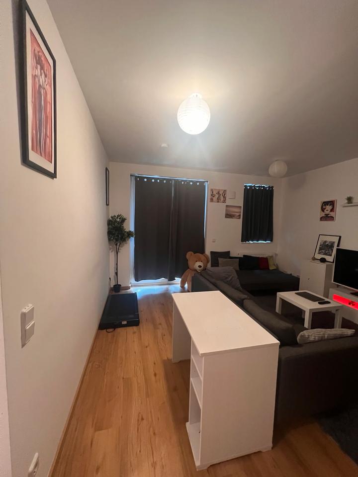 Thumbnail-Fully Furnished 2 bedroom apartment for rent in Berlin from April