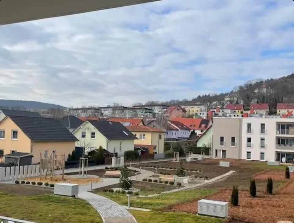 Thumbnail-Erstbezug - 2 Raum-Wohnung mit Loggia, Badewanne+Dusche