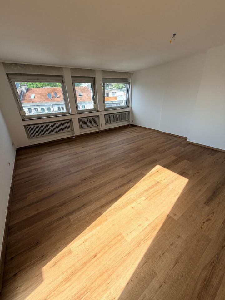 Thumbnail-80qm 2-Zimmer Wohnung in Elberfeld-West mit Balkon inkl. WLAN