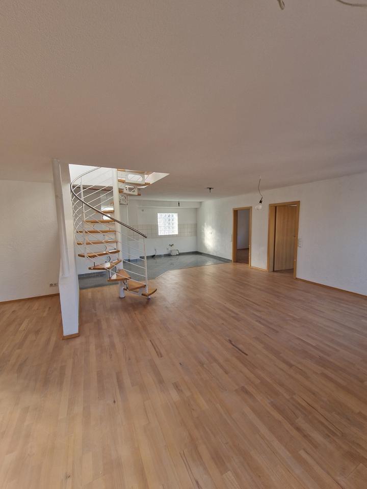 Thumbnail-Sonnige Maisonette-Wohnung mit privater Dachterrasse am Sedanplat