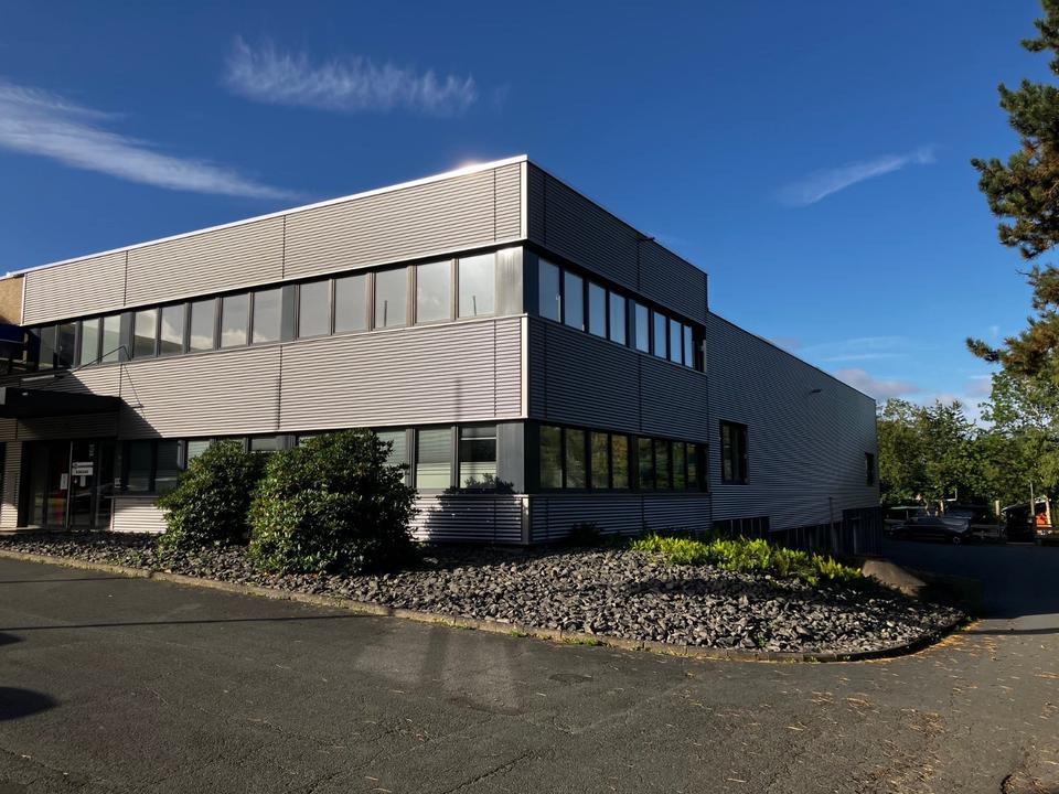 Thumbnail-Gewerbefläche in Miehlen, 1.000 m² Halle + optional 300 m² Büro