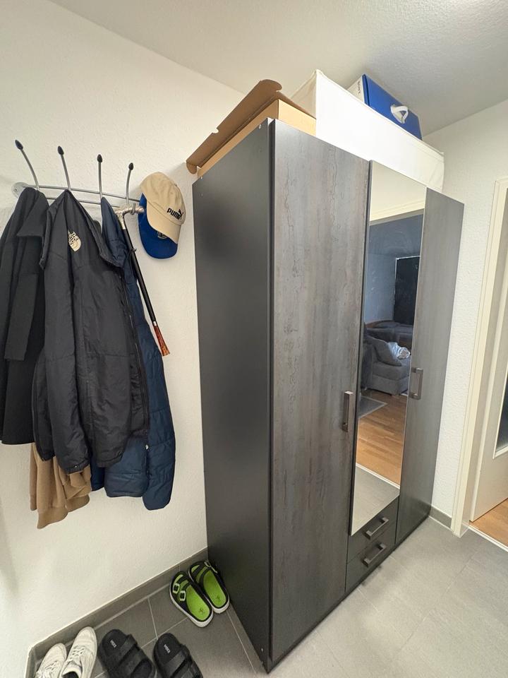 Thumbnail-1-Zimmer-Wohnung mit Balkon und Stellplatz in Aichwald