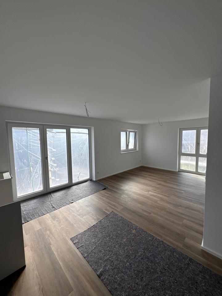 Thumbnail-4,5-Zimmer Wohnung im EG mit Terrasse & Garage in Horb-Nordstette