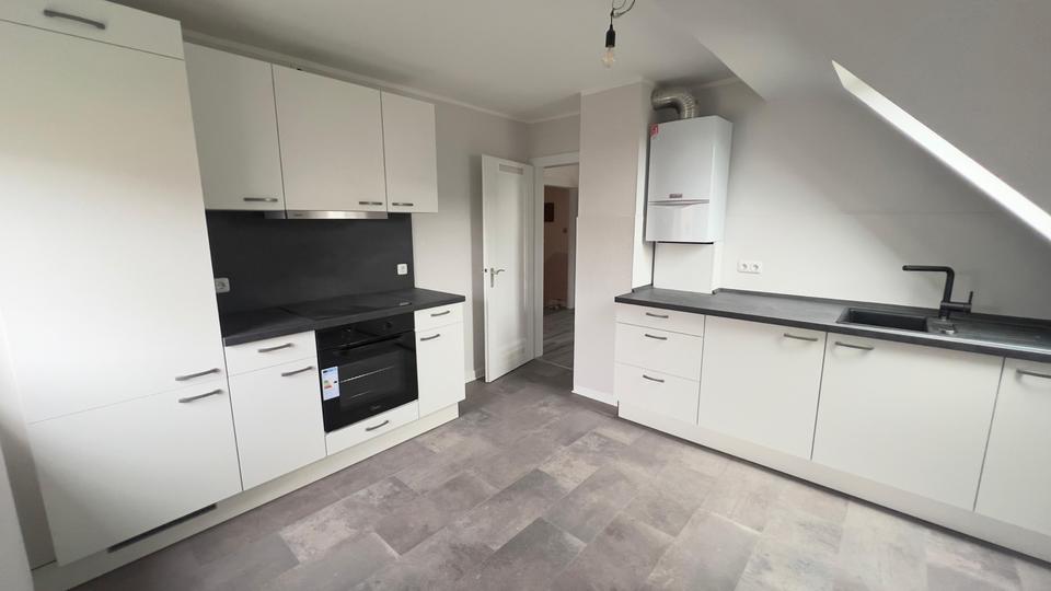 Thumbnail-Erstbezug nach Kernsanierung - 2 Zimmer DG-Wohnung in Bad Homburg