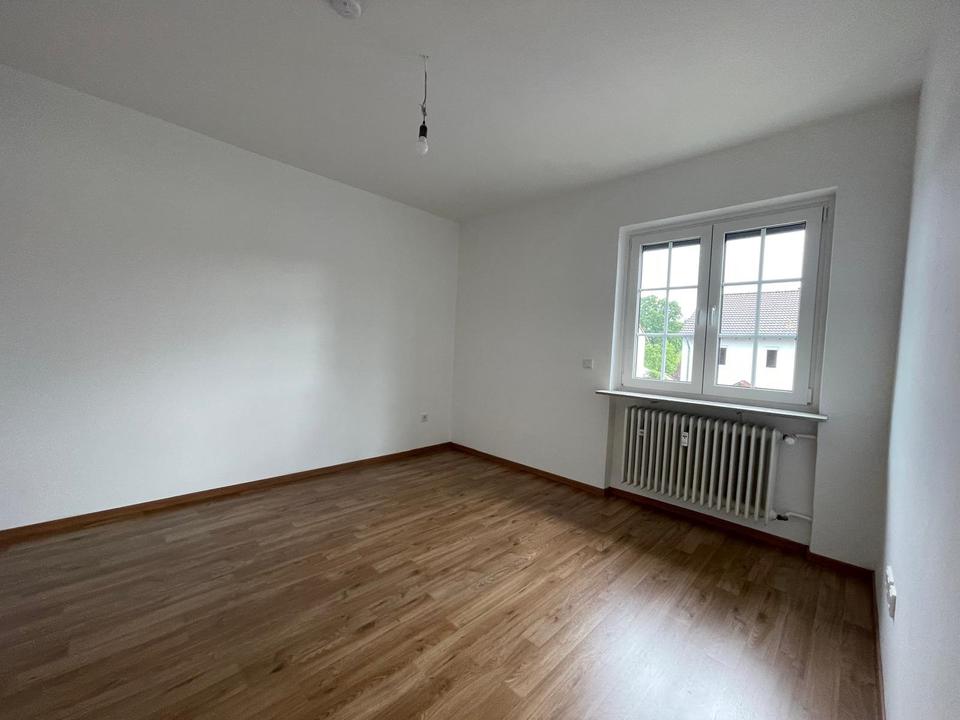 Thumbnail-Gemütliches WG-Zimmer mit Garten und Balkon