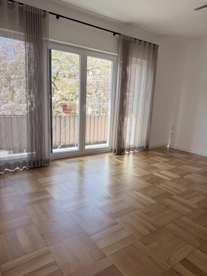 Thumbnail-Umfassend renoviertes,solides Wohnhaus