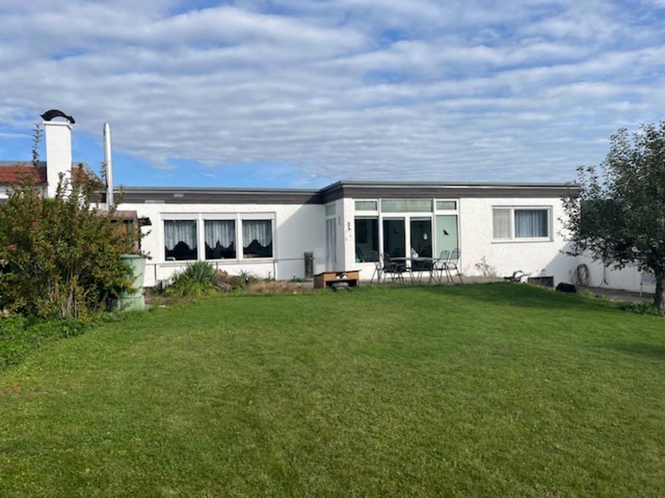 Thumbnail-Großzügiger Reihenhausbungalow in begehrter Lage von Bad Waldsee