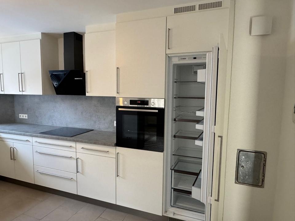 Thumbnail-Haus 250 m2 - 8 WG Räume in Langenau - komplett oder einzeln