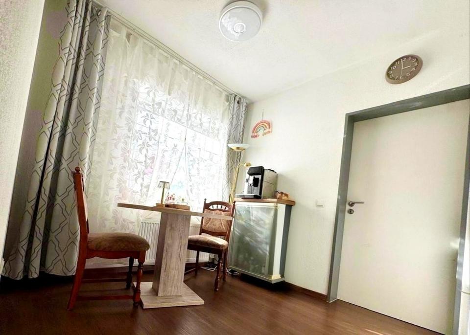 Thumbnail-Attraktive 4-Zimmer Eigentumswohnung mit Balkon zzgl Kellerraum