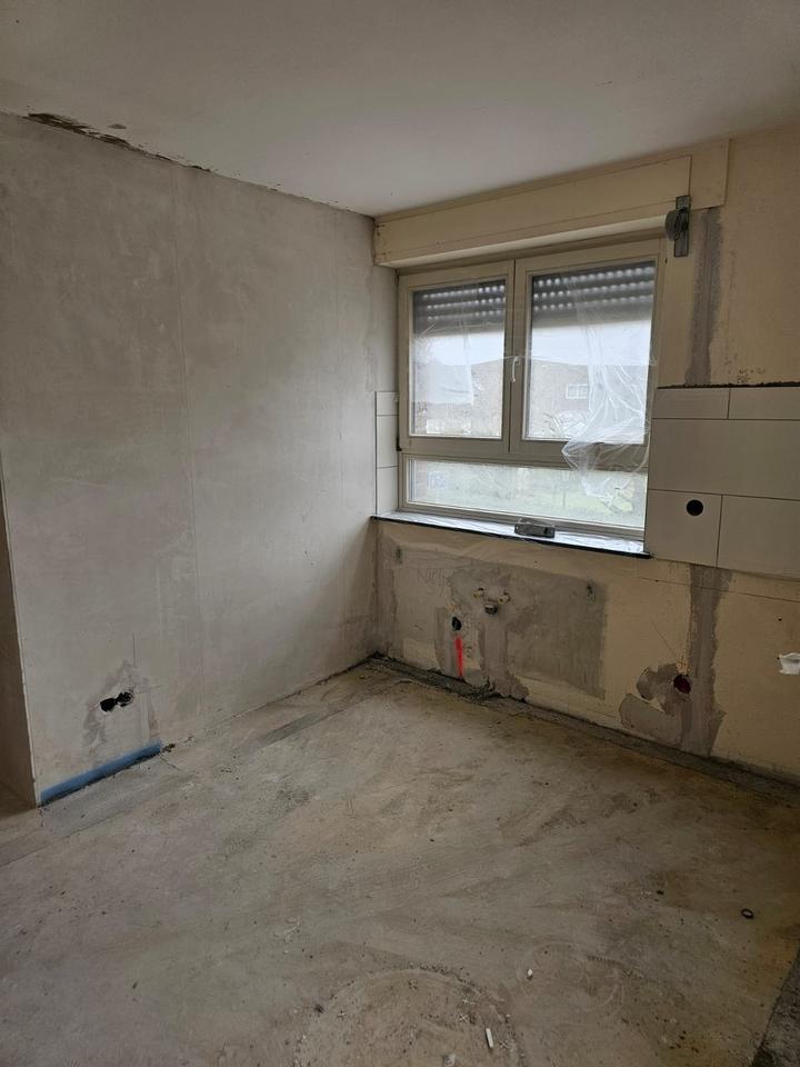 Thumbnail-Möblierte Helle 2 Zimmer WHG Balkon Stellplatz