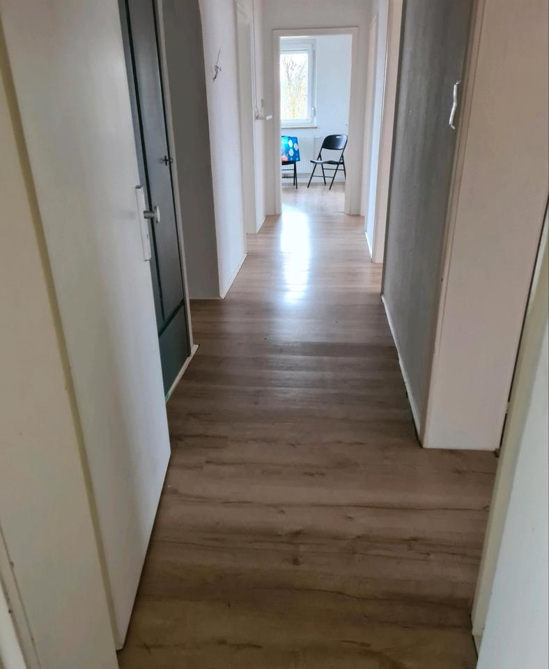 Thumbnail-4Zimmer Wohnung (Anzeige bitte richtig lesen)