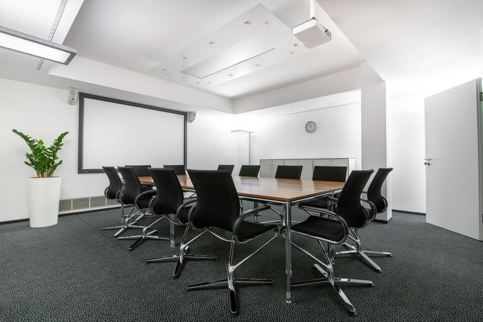 Thumbnail-Privater Büroraum für 4 Person in Regus Leopoldstraße