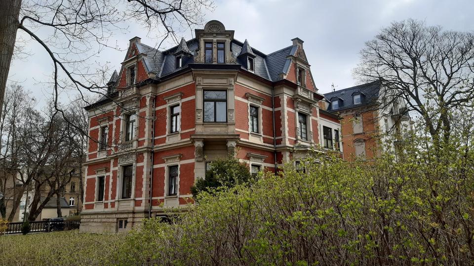 Thumbnail-3 Zimmer Wohnung 71 m² zweites OG in gepflegter Gründerzeit-Villa