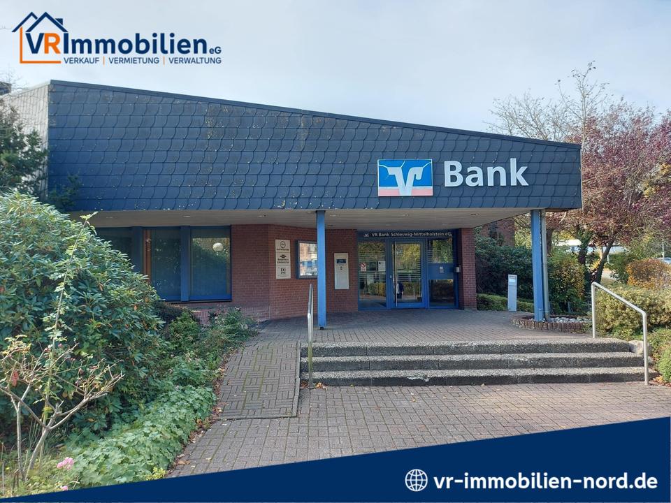 Thumbnail-Gut durchdachtes, ehemaliges Bankgebäude mit 10 Stellplätzen