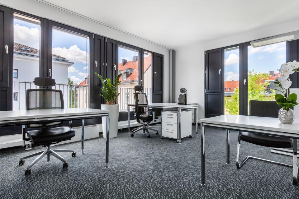 Thumbnail-Privater Büroraum für 5 Person in Regus Leopoldstraße