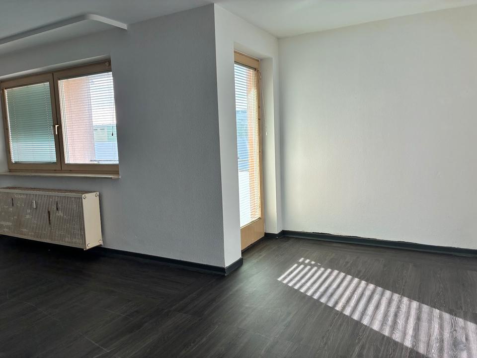 Thumbnail-Charmante 2 Zimmer Wohnung mit Balkon in Dietzenbach