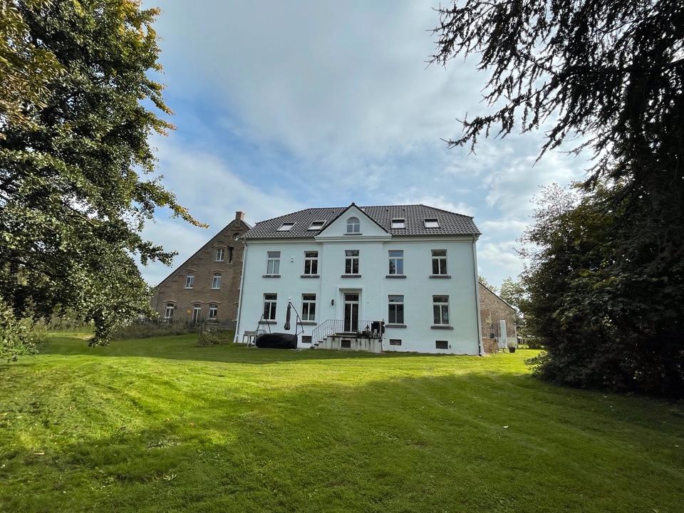 Thumbnail-Moderne Loftwohnung in besonderem, ruhigen Ambiente