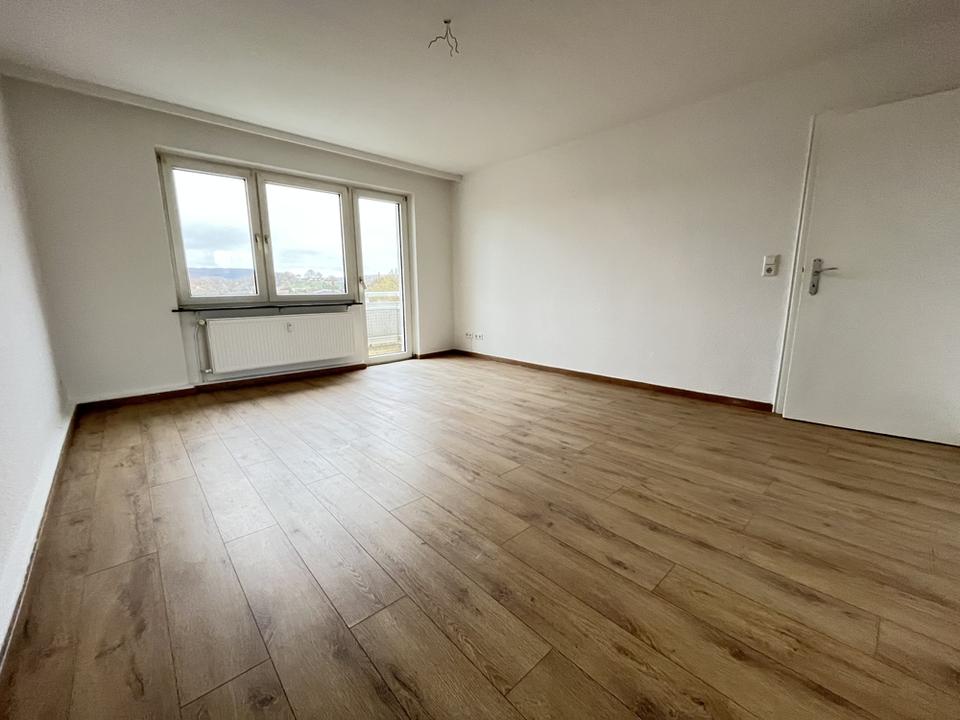 Thumbnail-5-Zimmer Wohnung - mit Balkon