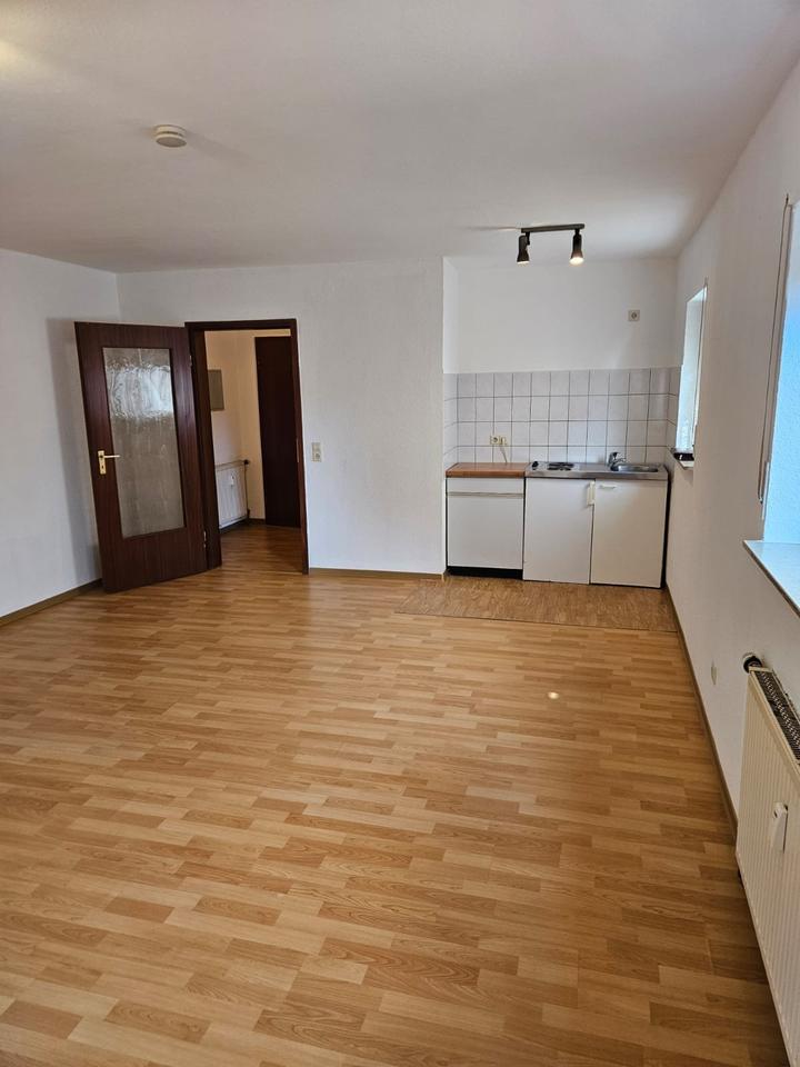 Thumbnail-1-ZImmer Wohnung in 76307 Langensteinbach zu vermieten!