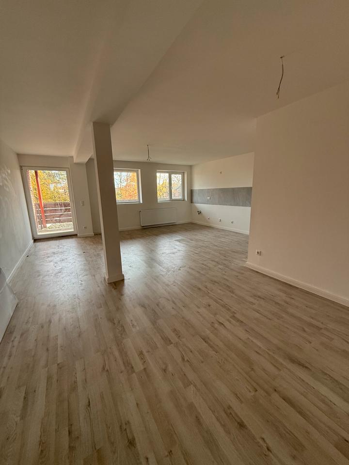 Thumbnail-3-Zimmer-Wohnung mit großem Balkon – kernsaniert in Uelzen