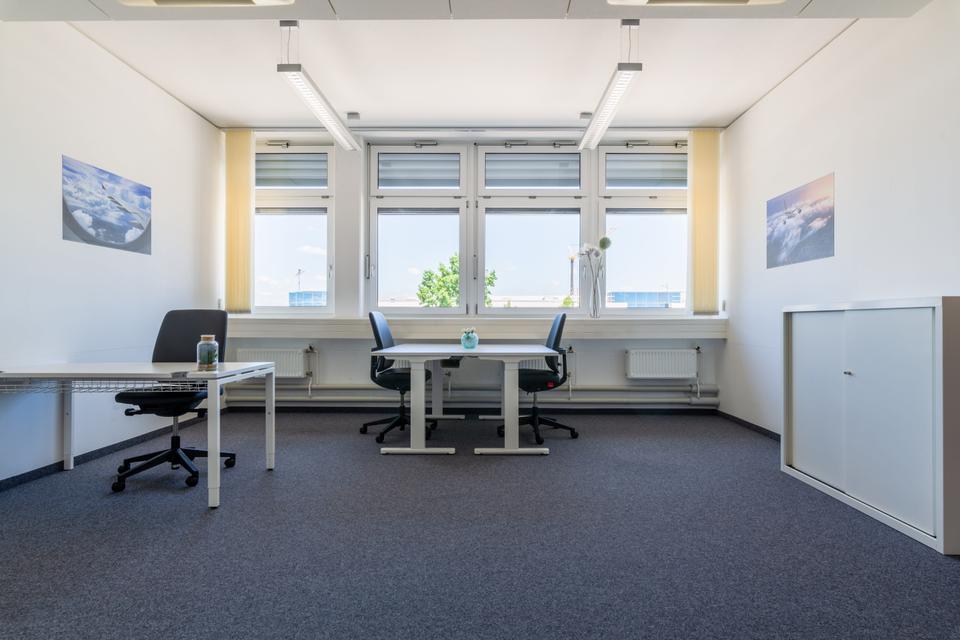 Thumbnail-Privater Büroraum für 5 Person in Regus Nürnberg Airport