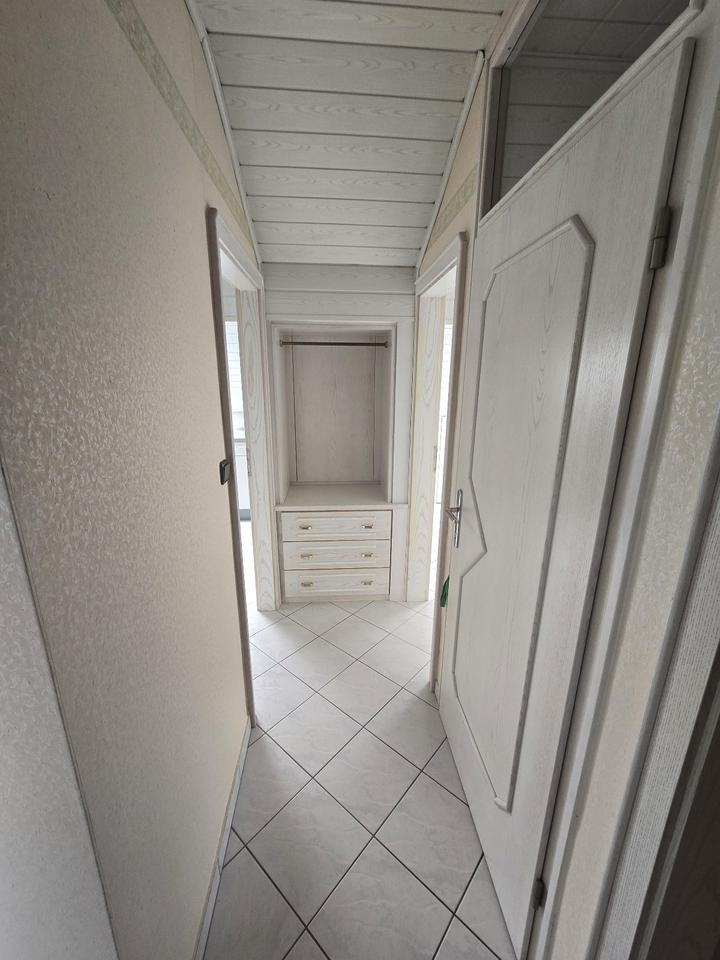 Thumbnail-Schön geschnittene, teilmöblierte DG-Wohnung, 850 EUR Warmmiete