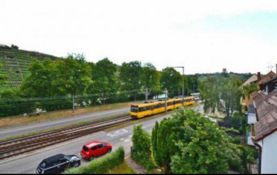 Thumbnail-Gemütliche 3-Z. Dachgeschosswhg. mit Balkon in Stuttgart-Münster