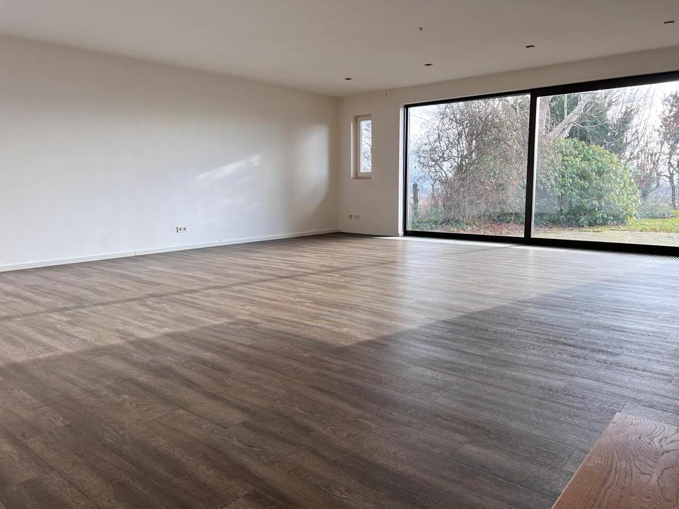 Thumbnail-Sehr schöne 1-Zimmer-Wohnung mit Terasse in ruhiger Lage, Horas