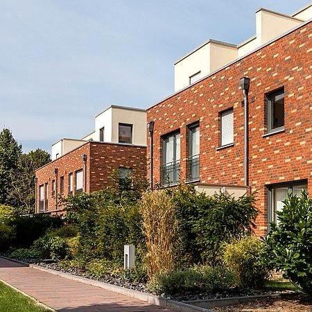 Thumbnail-Moderne Wohnung im grünen Stadtzentrum mit Tiefgaragenstellplatz