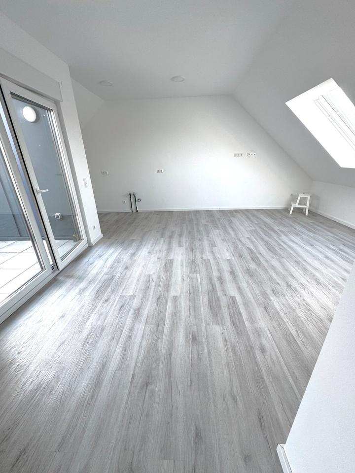 Thumbnail-Hochwertige 3 Zimmerwohnung in gefragter Lage von Zuffenhausen