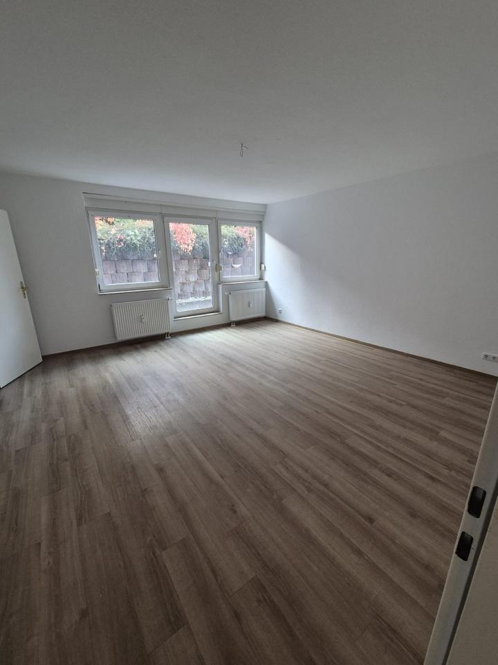 Thumbnail-Viel Platz zum Wohlfühlen – 3-Raumwohnung mit Terrasse & Bad mit Wanne & Dusche