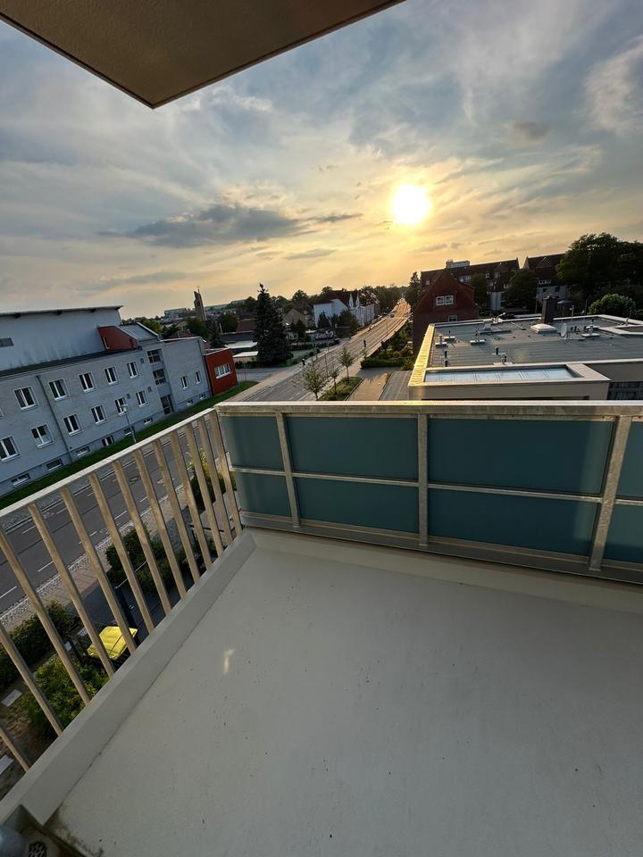 Thumbnail-Schöne 3-Raum Dachgeschosswohnung im Katharinenviertel mit EBK