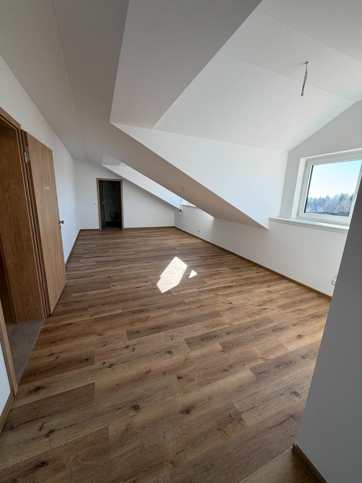 Thumbnail-Gemütliche 2-Zimmer-Dachgeschosswohnung im Neubau – helle Räume in St. Oswald