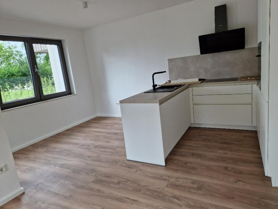 Thumbnail-Neubauwohnung mit Einbauküche und Terrasse