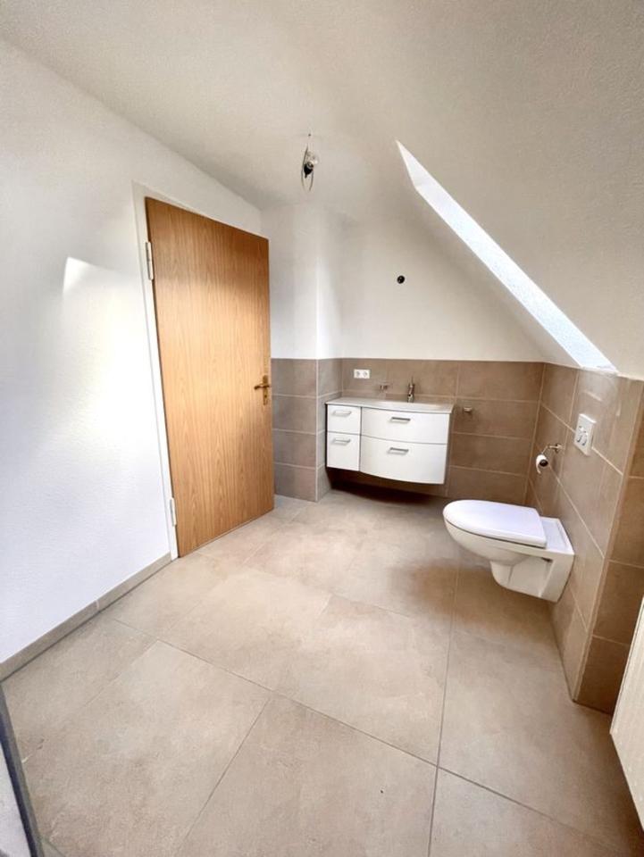 Thumbnail-Gemütliche und gehobene 3-Zimmer-DG-Wohnung in Nattheim