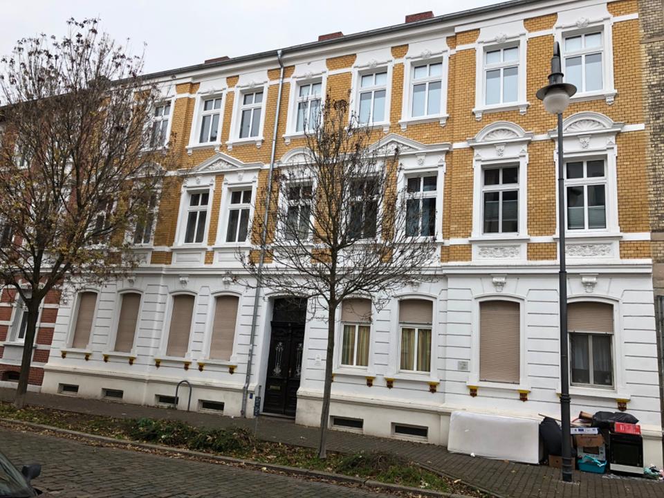 Thumbnail-Dessau Nord Altbau 3 Raum Whg mit Küche und Bad