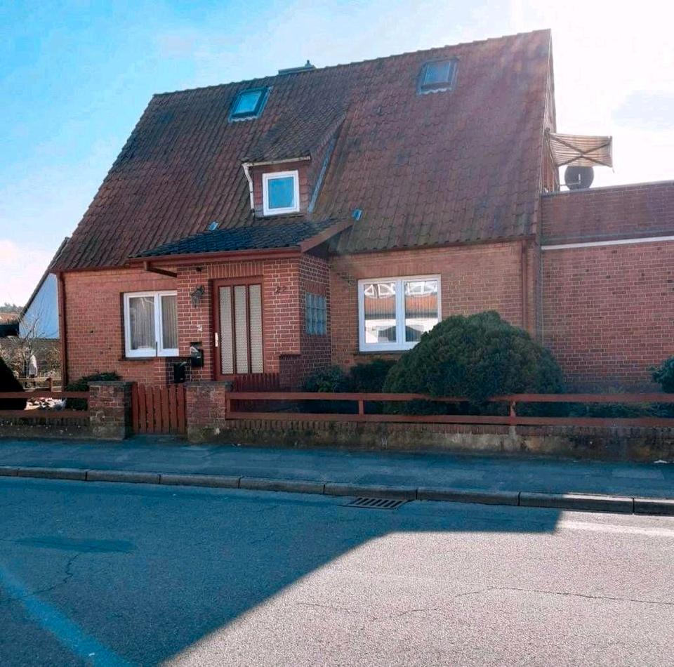Thumbnail-Einfamilienhaus mit 2 Wohneinheiten in Bad Bevensen zu verkaufen