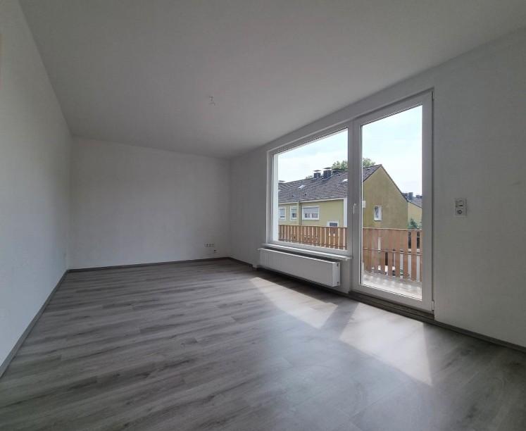 Thumbnail-Ruhig & dennoch zentral! Vollständig renovierte 3-Zimmer-Wohnung mit neuwertigem Badezimmer & Balkon