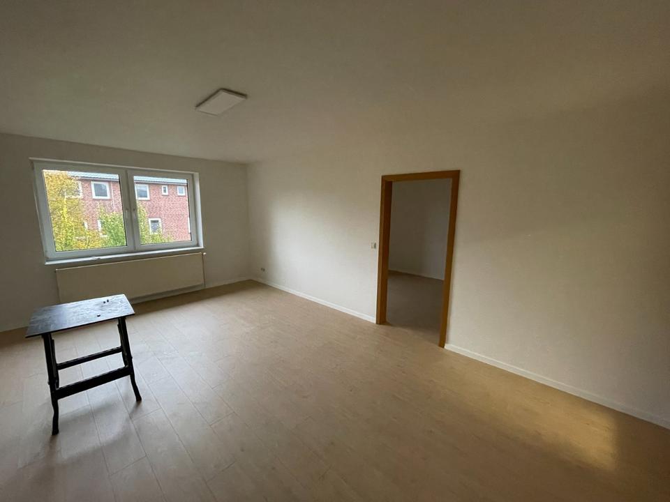 Thumbnail-! RESERVIERT ! Renovierte 2-Zimmer Wohnung zu sofort in Gr. Liedern