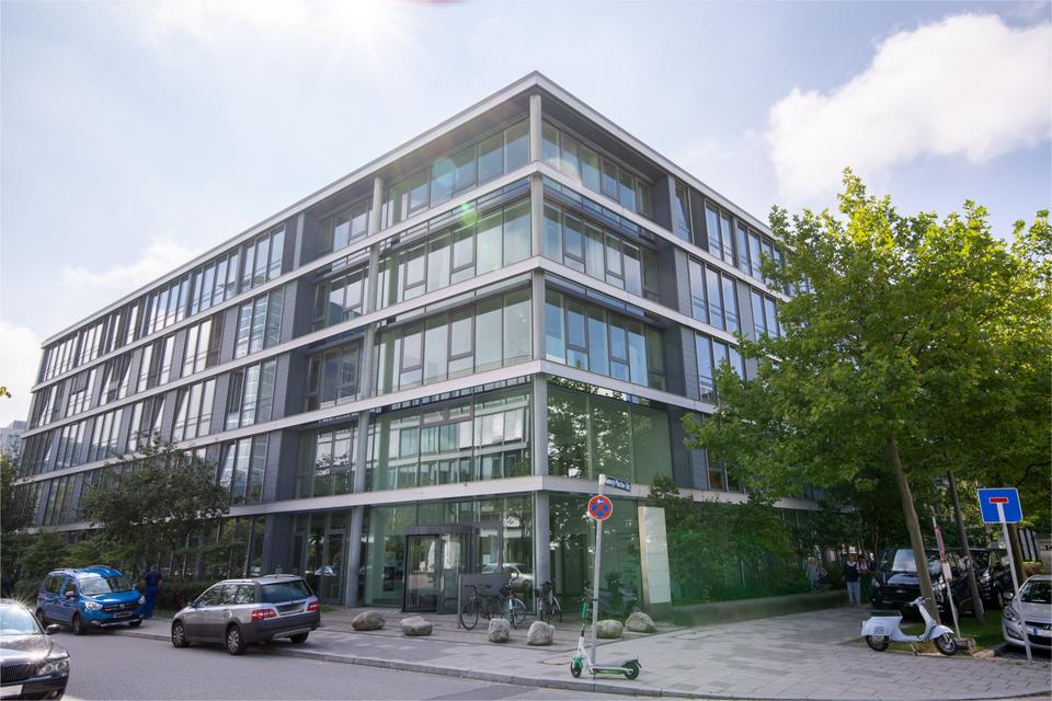 Thumbnail-Privater Büroraum für 2 Person in Regus Parkstadt Schwabing