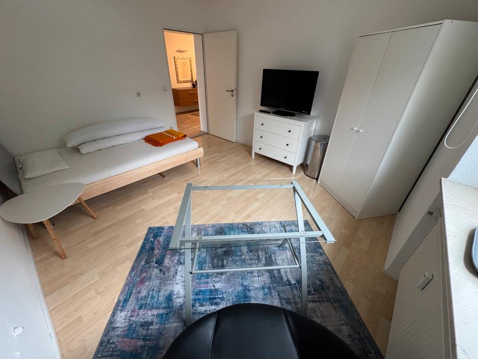 Thumbnail-1 Zimmer Wohnung mit Küche für kurzfristige Vermietung