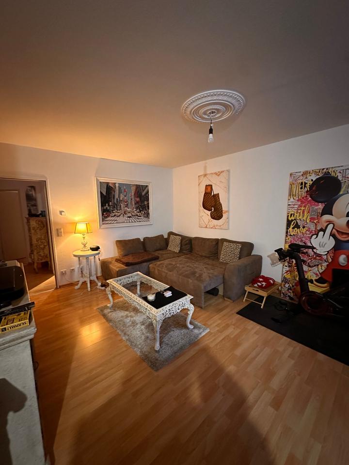 Thumbnail-Untermieterin für 2-Zimmer-Wohnung : Berlin Charlottenburg