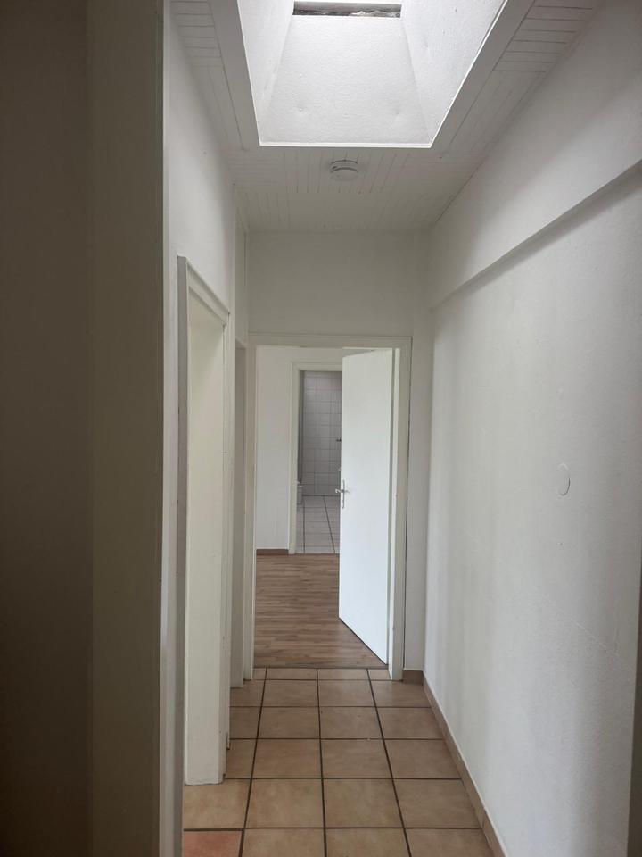 Thumbnail-3-Zimmer Wohnung in zentraler Lage