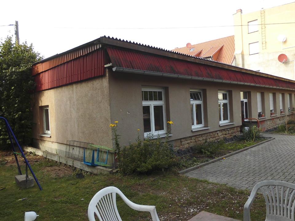 Thumbnail-Zweifamilienhaus, 2 Wohnungen im Zentrum Wiehe