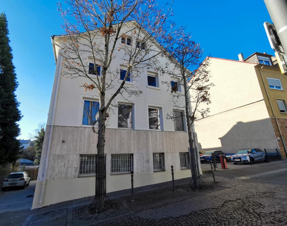 Thumbnail-Vollständig modernisierte Wohn-Geschäftshaus mit 4,64 % Rendite