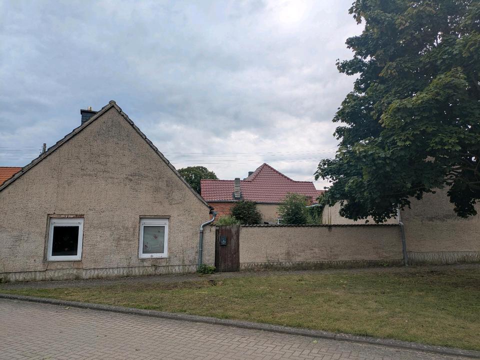 Thumbnail-Haus mit Nebengebäude und Grundstück in Detershagen - 45.000€ VB