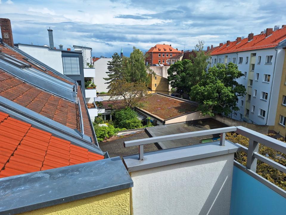 Thumbnail-Liebevoll renovierte 4,5-Zimmer-Wohnung mit sonniger Dachterrasse