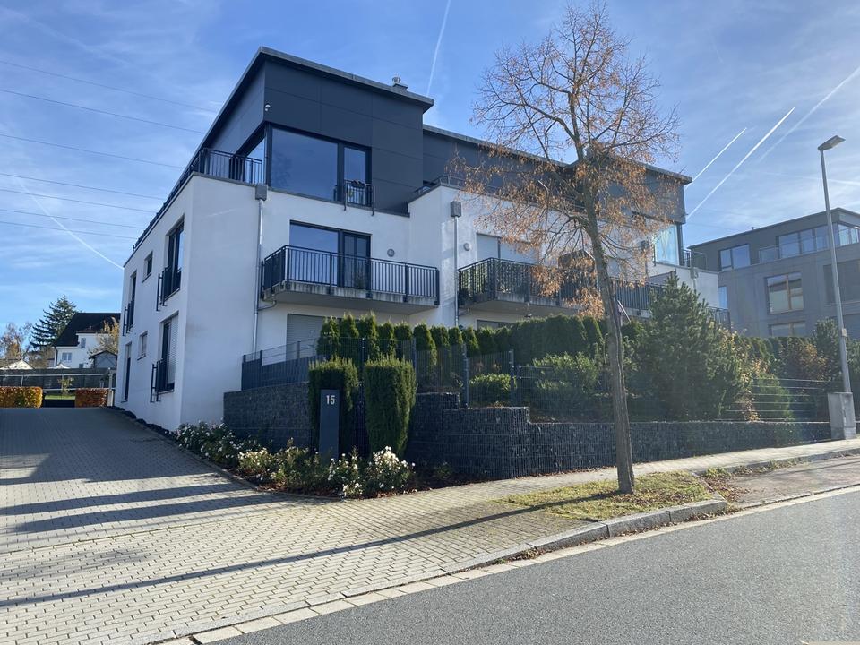 Thumbnail-Sehr schöne 3-Zimmer-Wohnung mit Balkon in Weiden-Ost am 