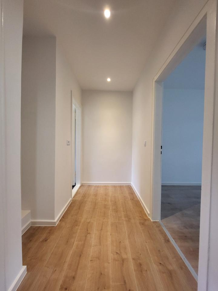 Thumbnail-300 € Umzugsbonus + 459 € warm + 2 Zimmer + frisch saniert + Badewanne